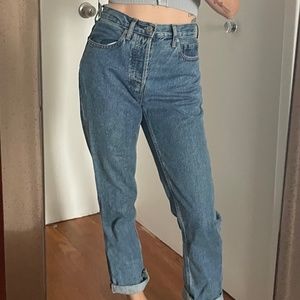Everlane 90s cheeky jeans